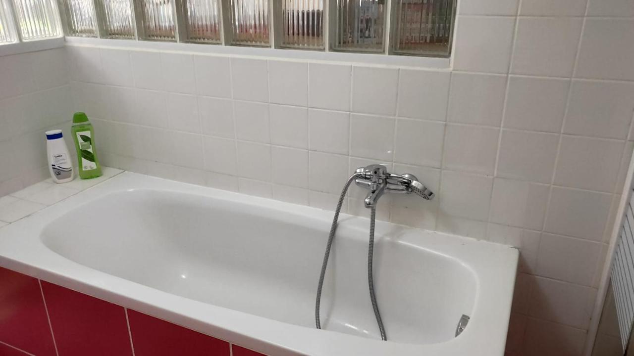 Cozynite Premium Apartment Stadthalle Wenen Buitenkant foto
